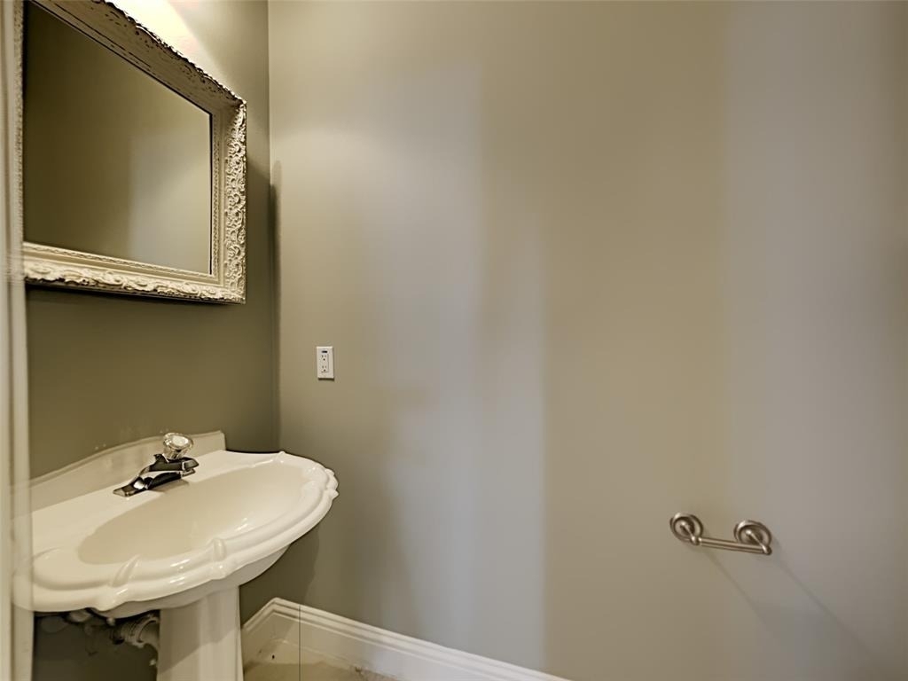 1304 Dart Street - Photo 14