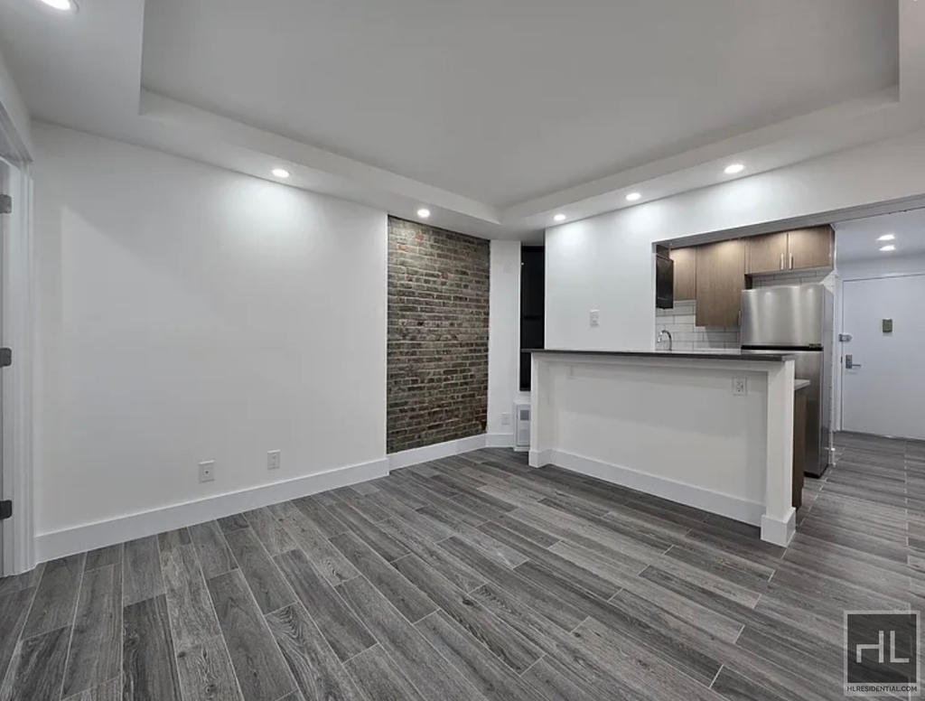 East 29th Street - Photo 1