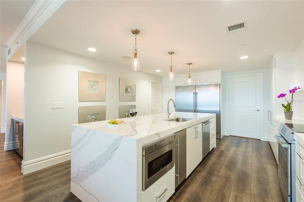 301 S Gulfview Boulevard - Photo 9