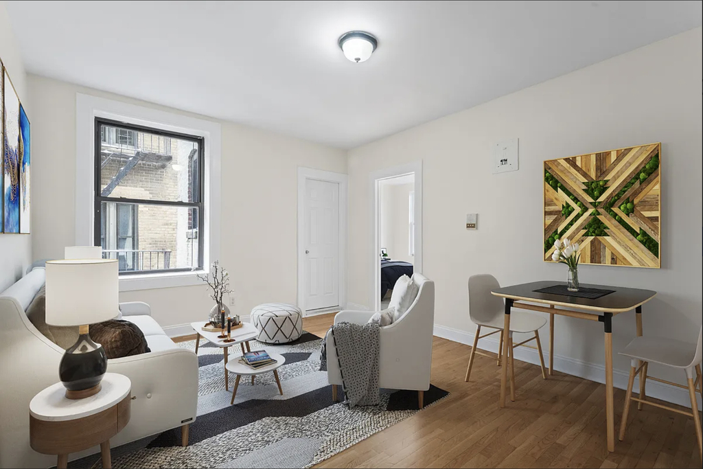 201 West 11th Street - Photo 1