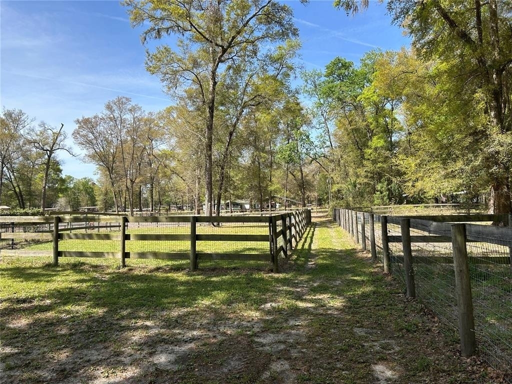 9290 Nw 125th Avenue - Photo 16
