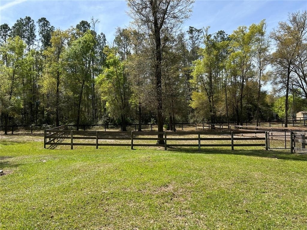 9290 Nw 125th Avenue - Photo 22
