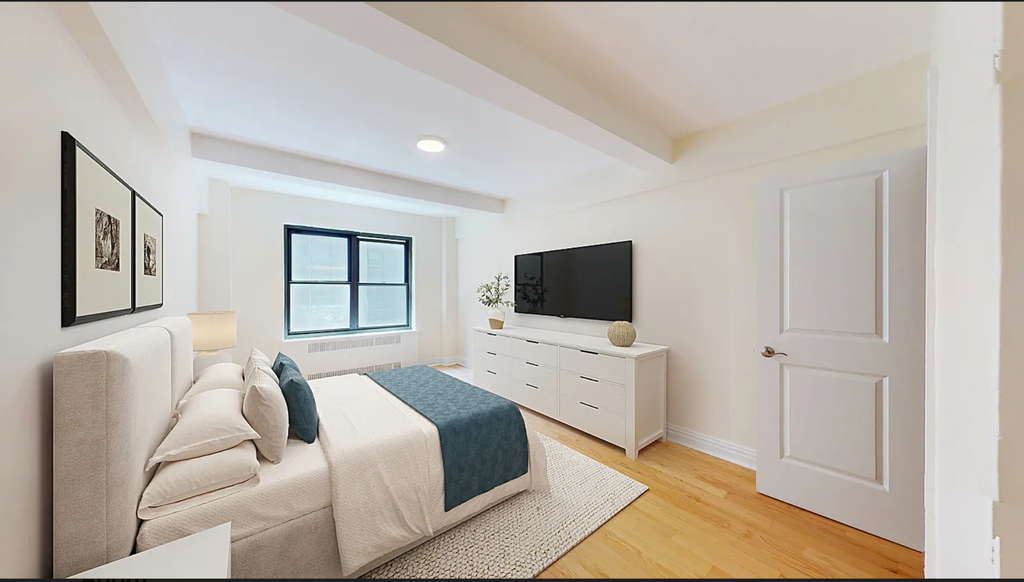 East 56th Street - Photo 1