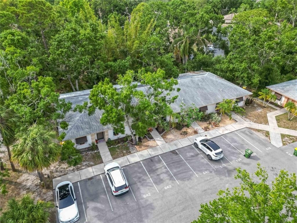 642 N Jefferson Avenue - Photo 39