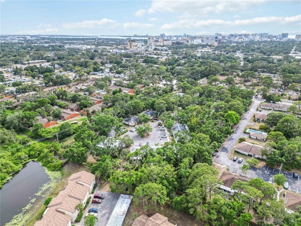 642 N Jefferson Avenue - Photo 44