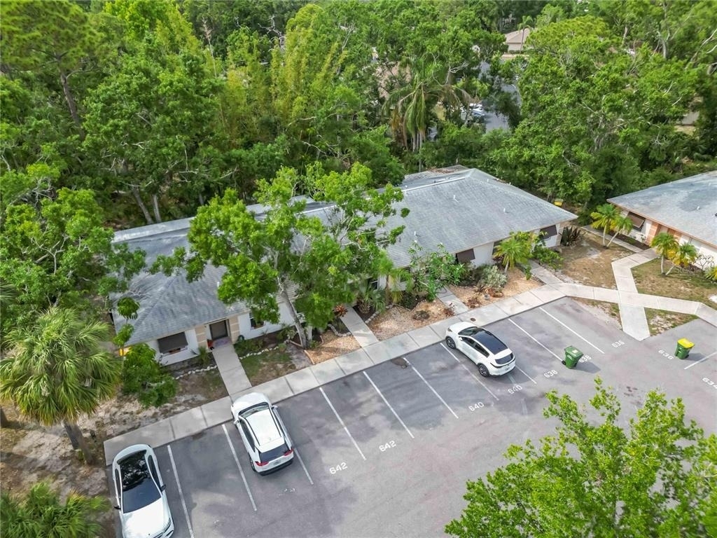 642 N Jefferson Avenue - Photo 38