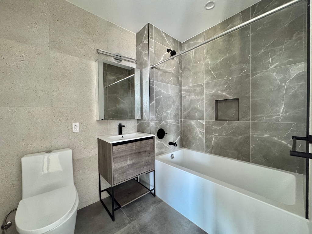 1499 Bedford Avenue - Photo 10