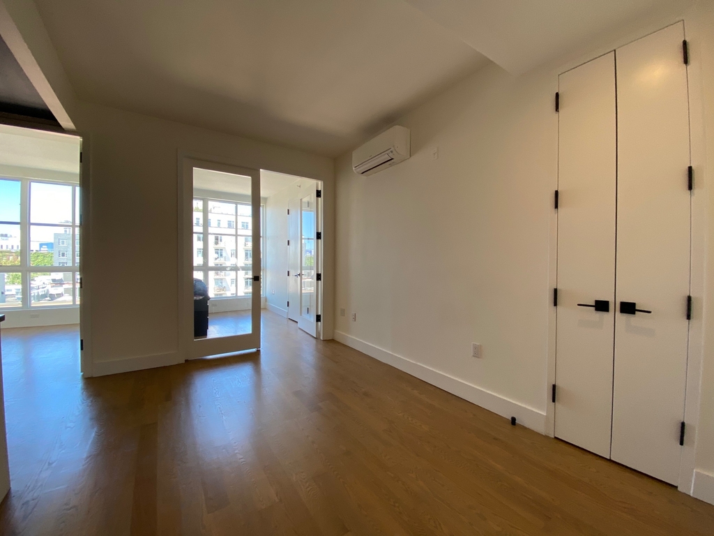 824 Lexington Avenue - Photo 6