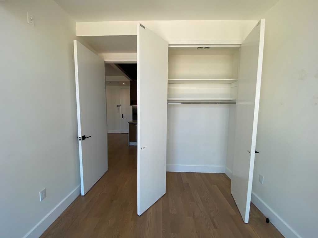 824 Lexington Avenue - Photo 8