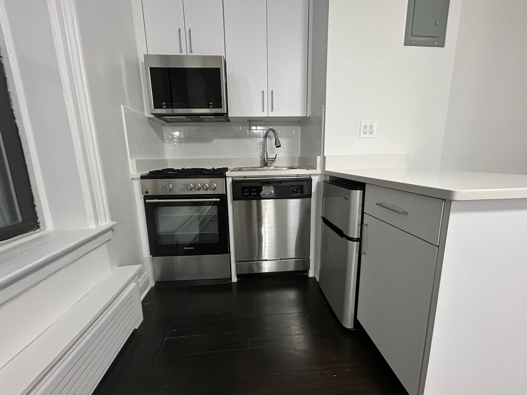 26 Grove Street - Photo 2