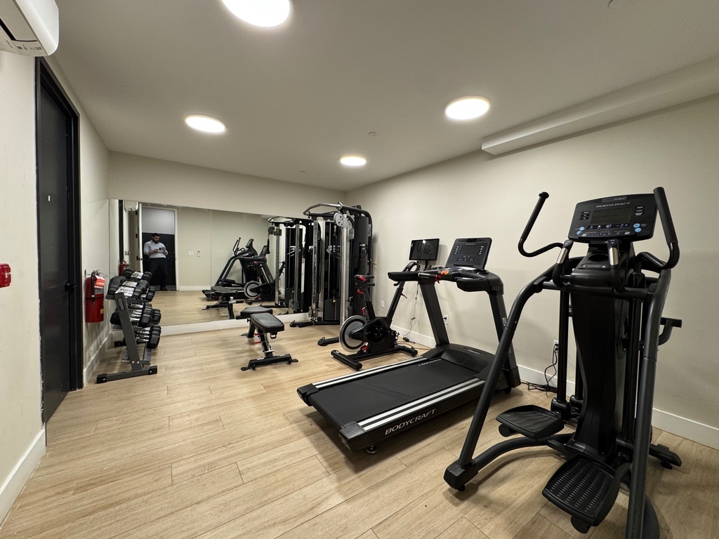 585 Knickerbocker Avenue - Photo 7
