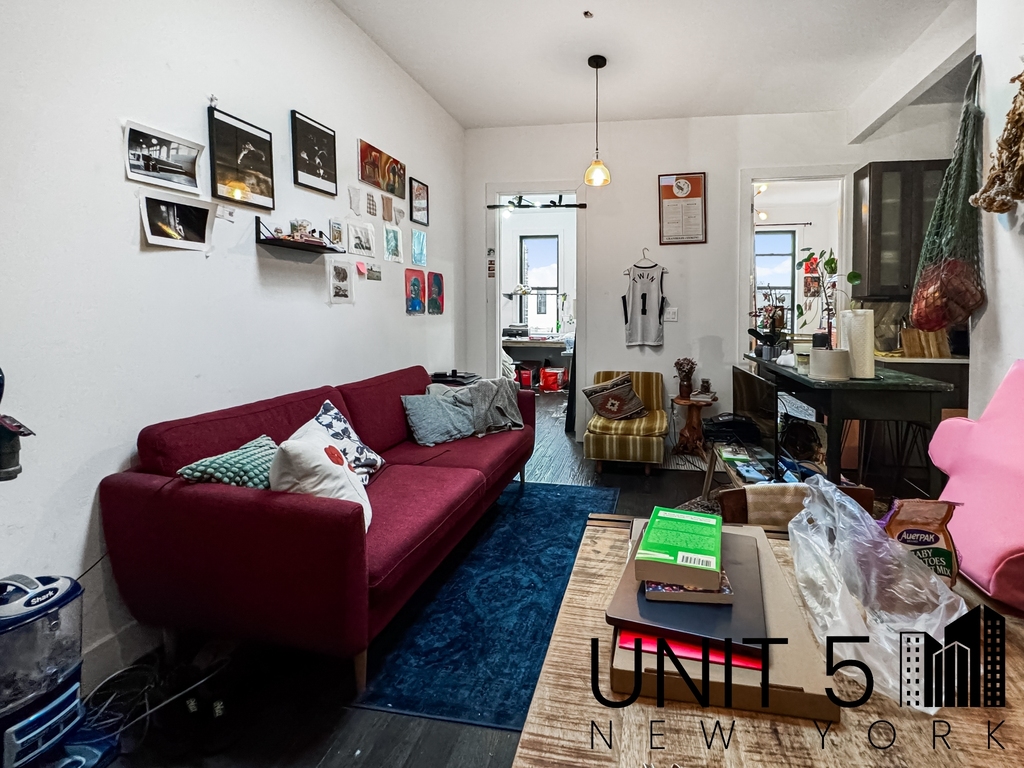 1114 Halsey Street - Photo 6