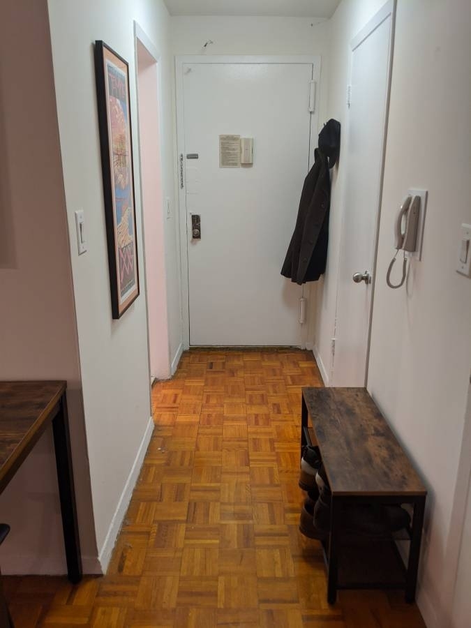 West 34th Street - Photo 3