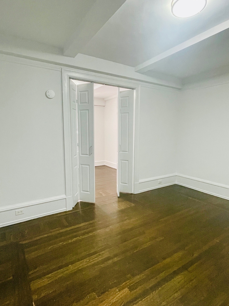 140 West 55th Street - Photo 3