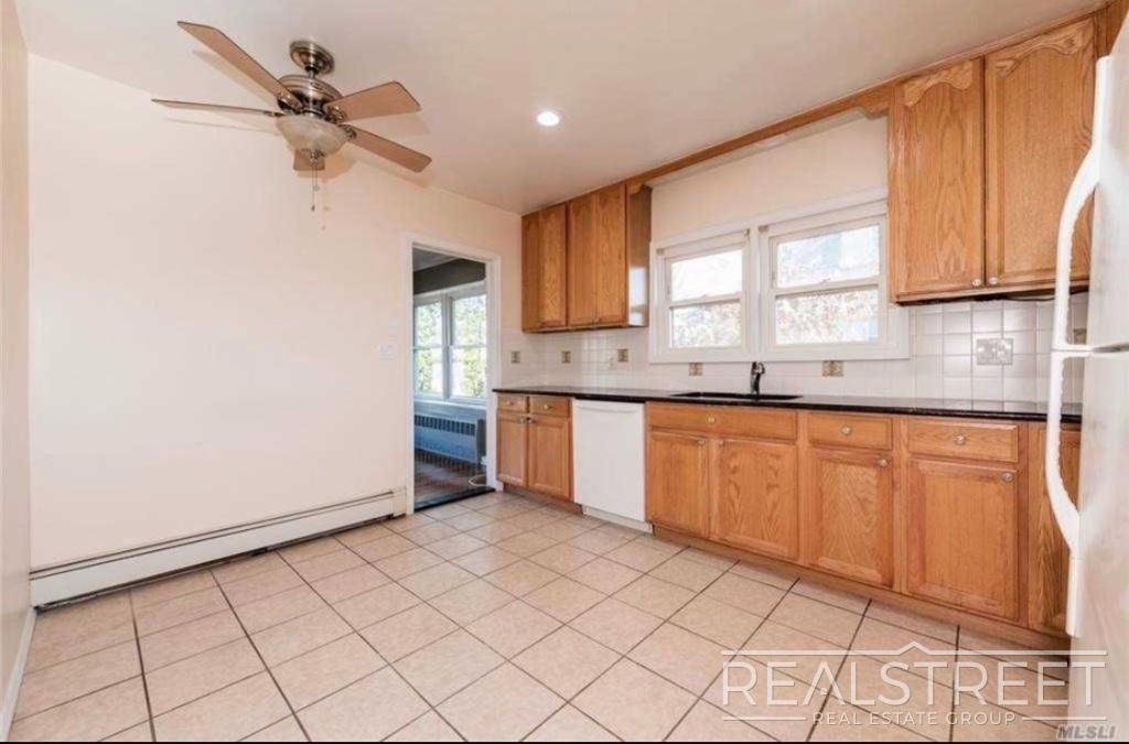 41 Spruce St - Photo 5