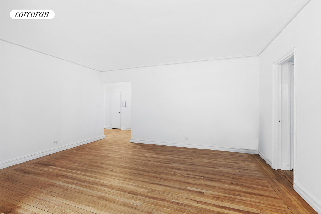 222 E 35th Street - Photo 1
