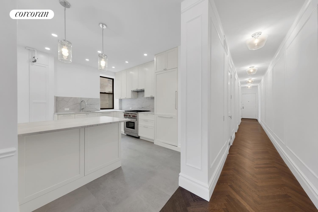 203 W 81st Street - Photo 2