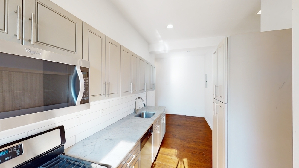 410 Eastern Parkway - Photo 0