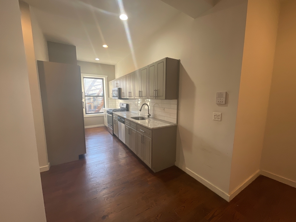 410 Eastern Parkway - Photo 6