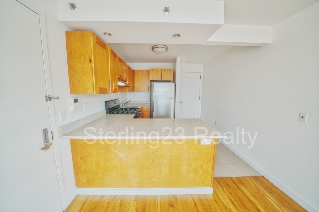 25-44 Crescent Street - Photo 1