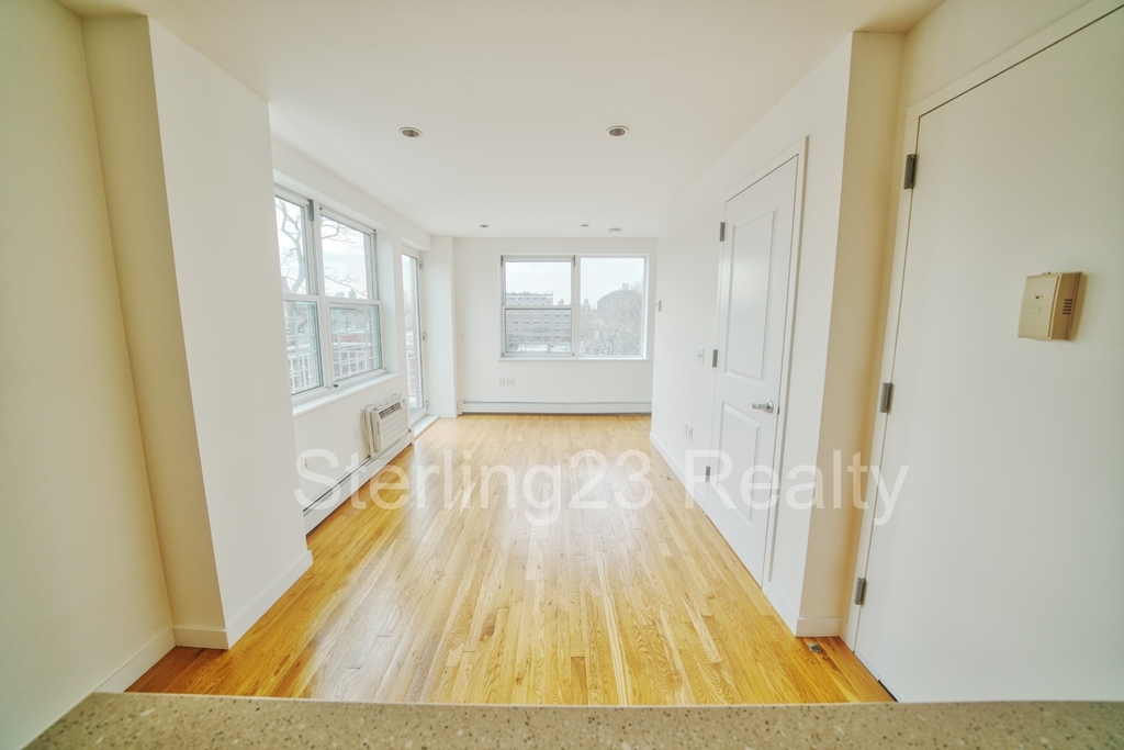25-44 Crescent Street - Photo 4