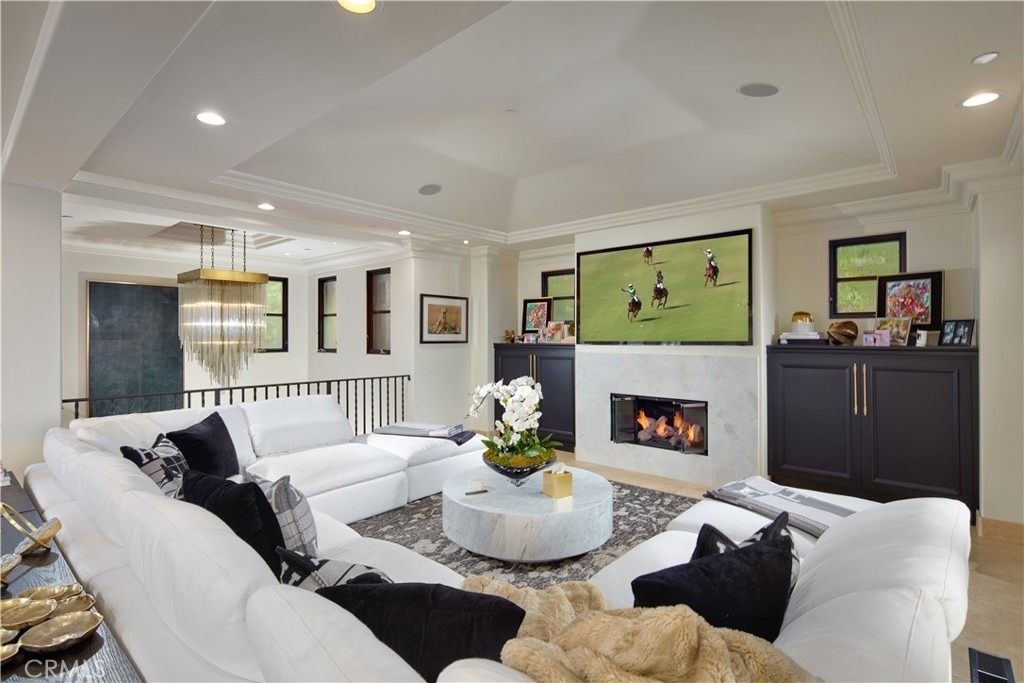 11 Emerald Bay - Photo 4