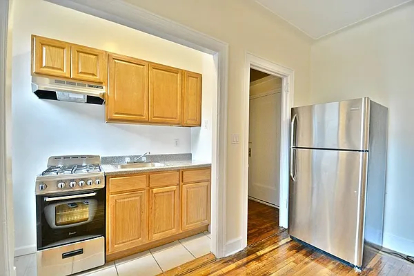 35-16 34th Street - Photo 1