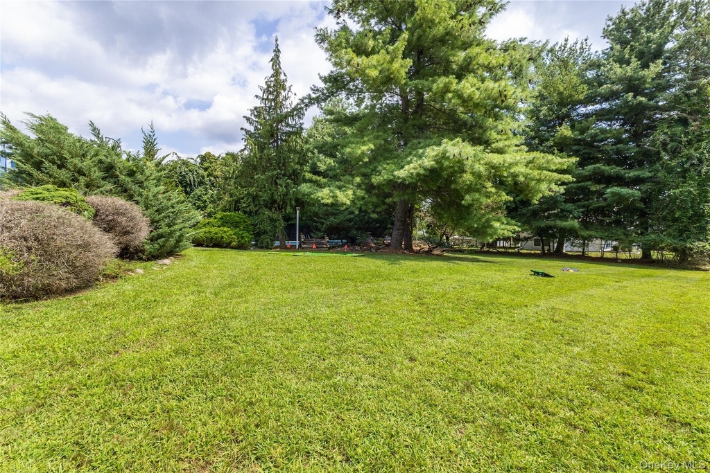 31 Gleason Drive - Photo 40