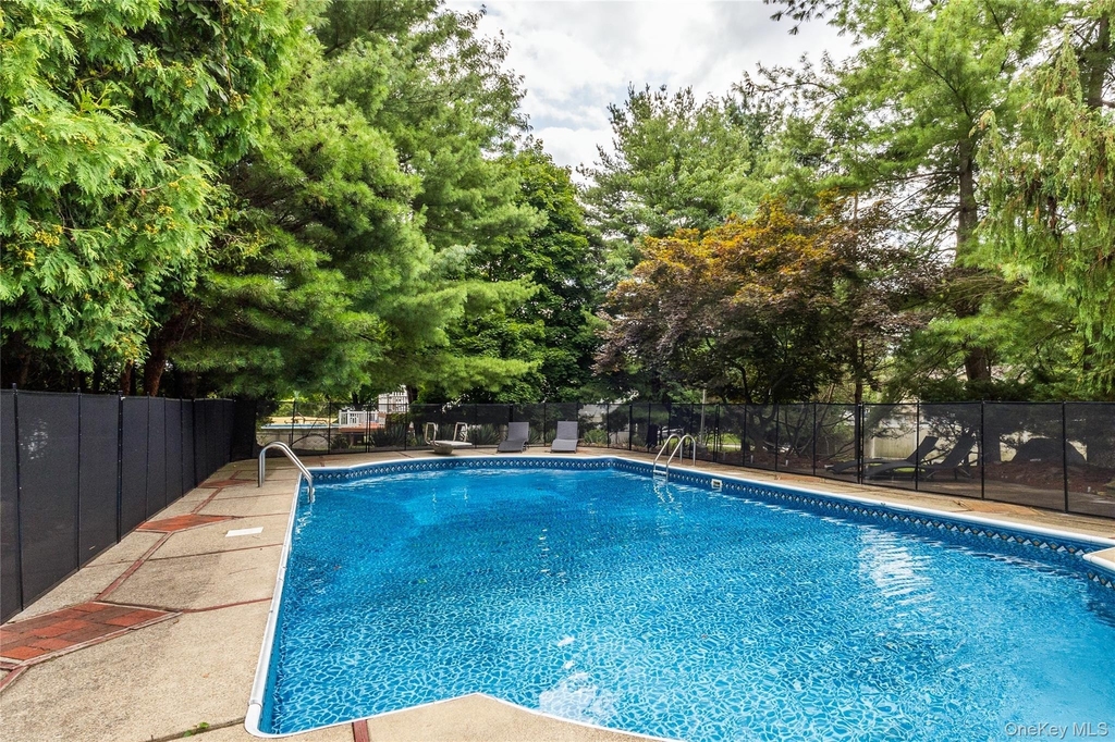 31 Gleason Drive - Photo 30