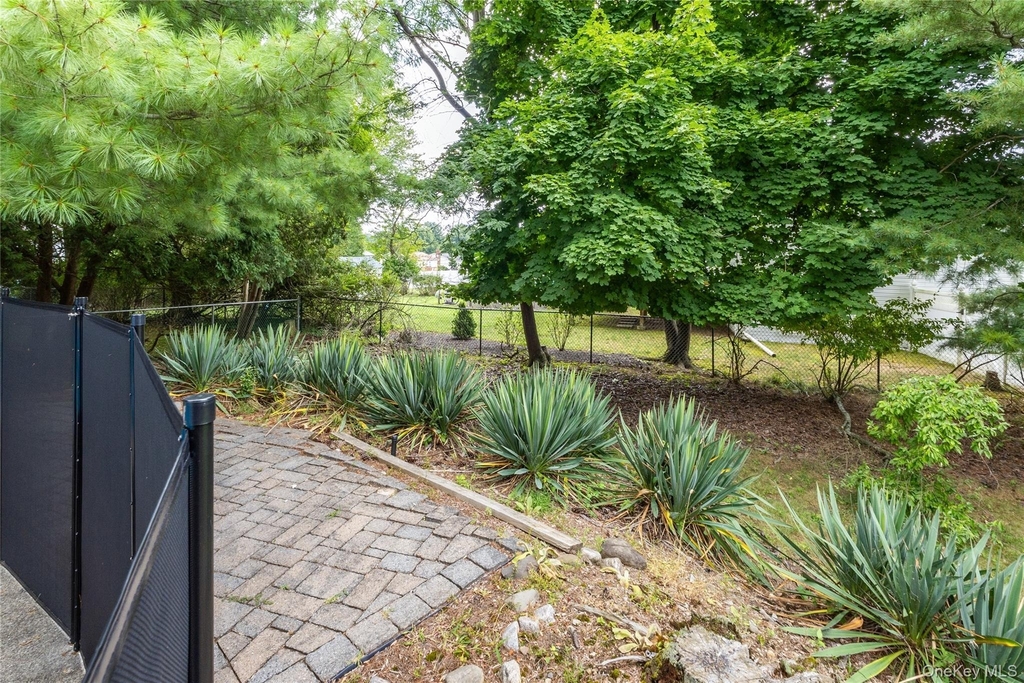 31 Gleason Drive - Photo 44