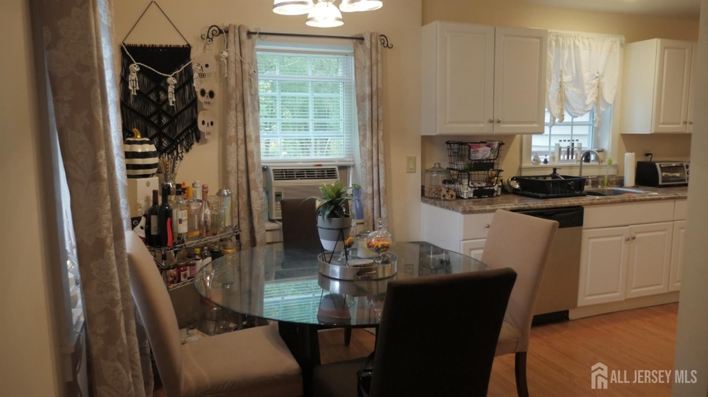 642 River Road - Photo 4