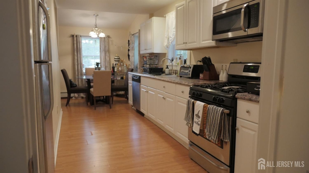 642 River Road - Photo 6