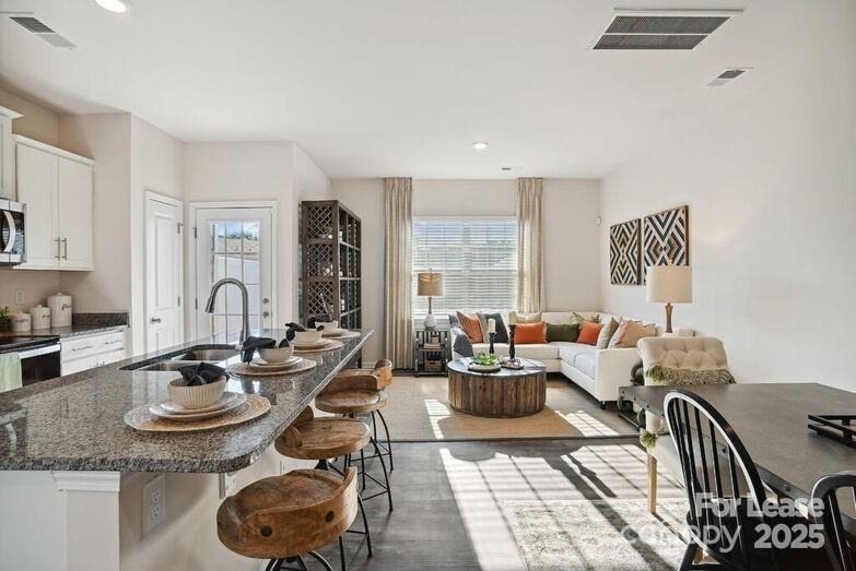 8435 Jane Drive - Photo 4