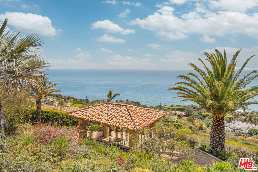4440 Encinal Canyon Road - Photo 10