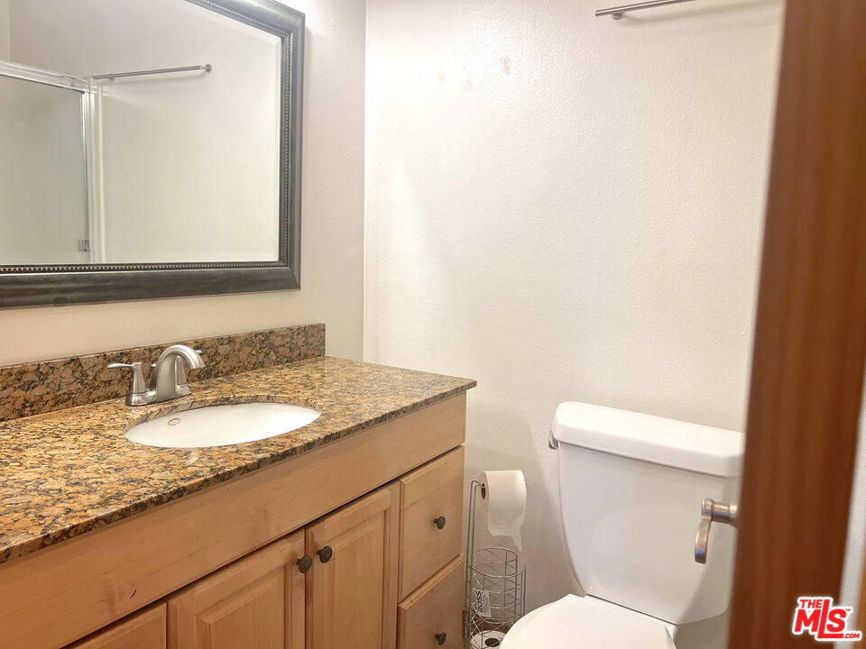 23901 Civic Center Way - Photo 17