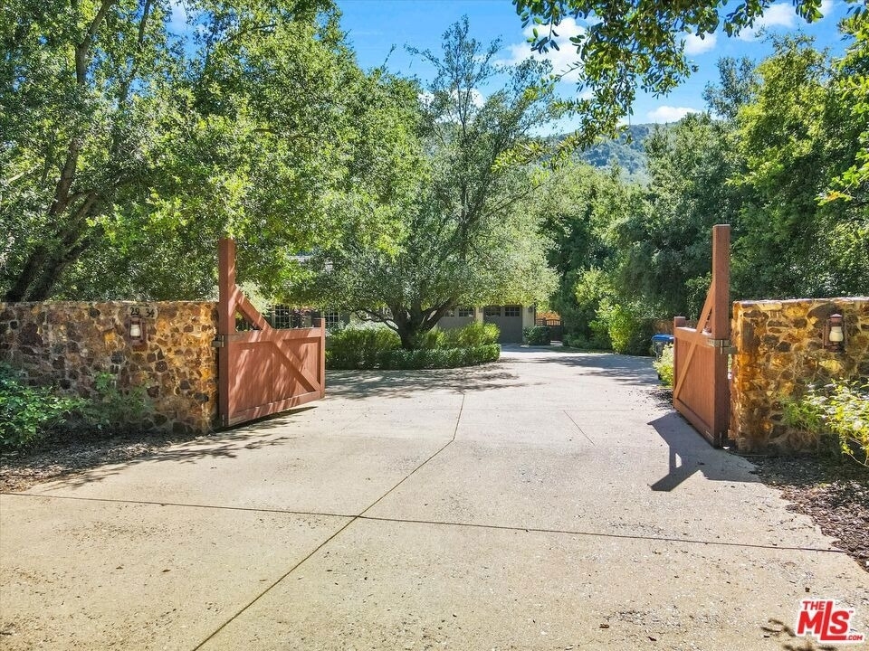 29734 Mulholland Highway - Photo 5