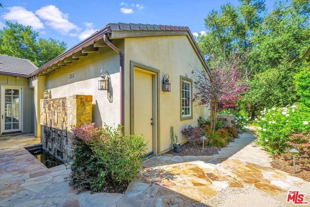 29734 Mulholland Highway - Photo 55