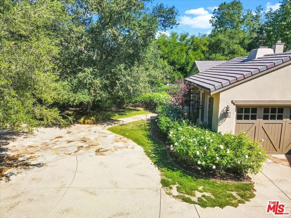 29734 Mulholland Highway - Photo 59