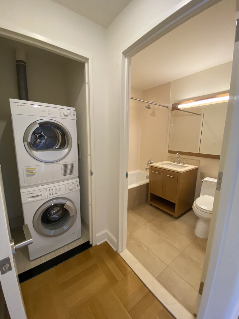 400 West 63rd Street - Photo 9