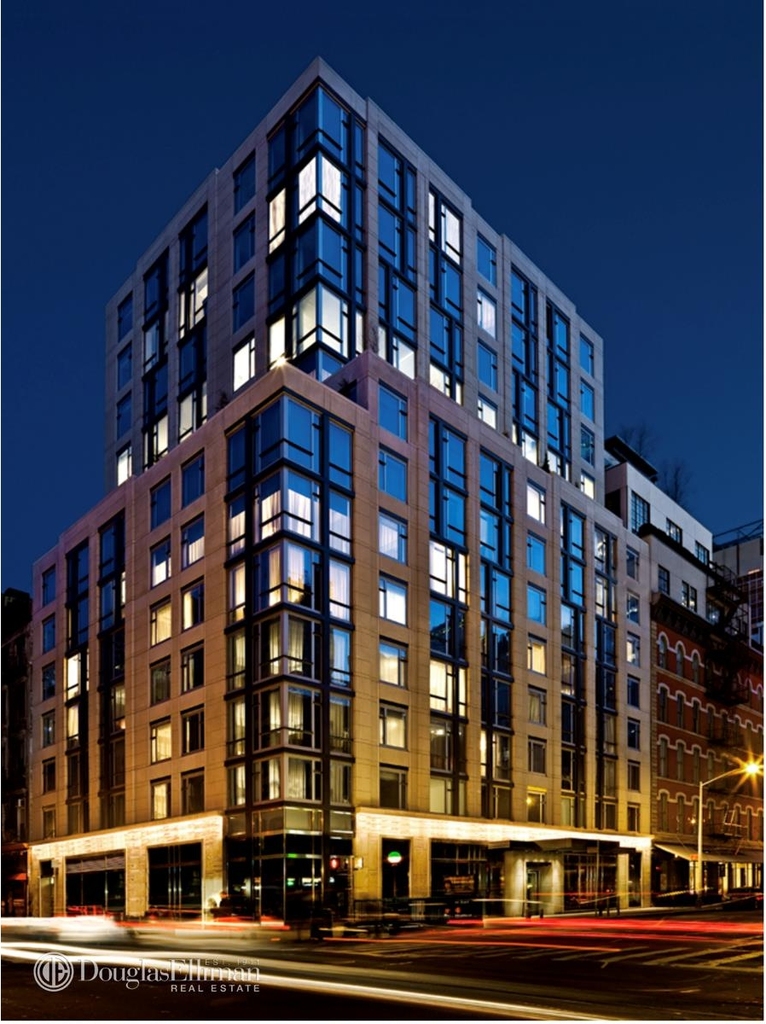 85 W Broadway - Photo 0