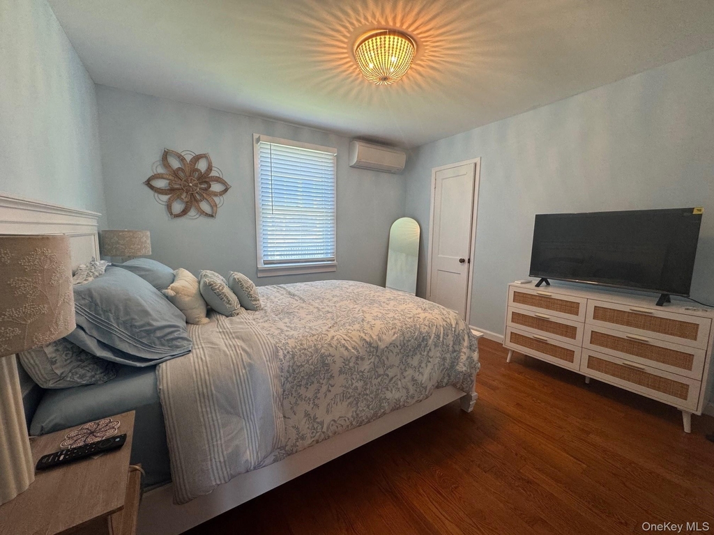 917 Evergreen Walk - Photo 8