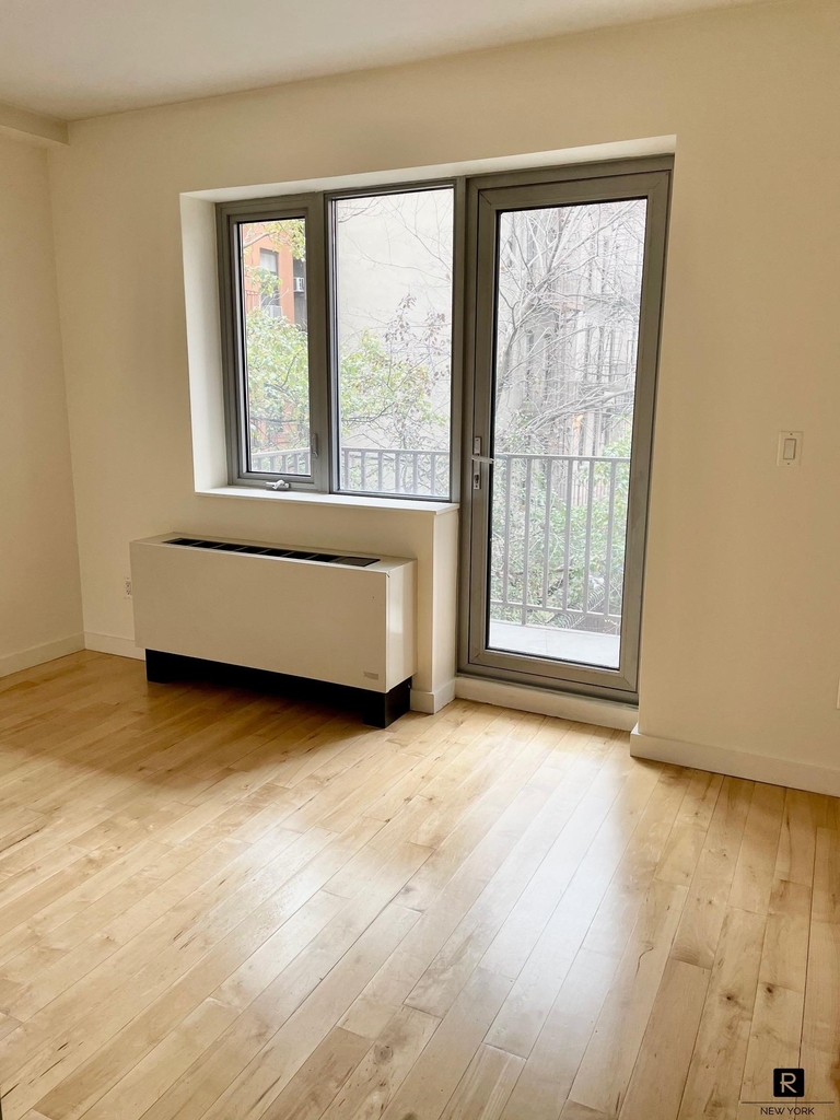 1810 3rd Avenue - Photo 2