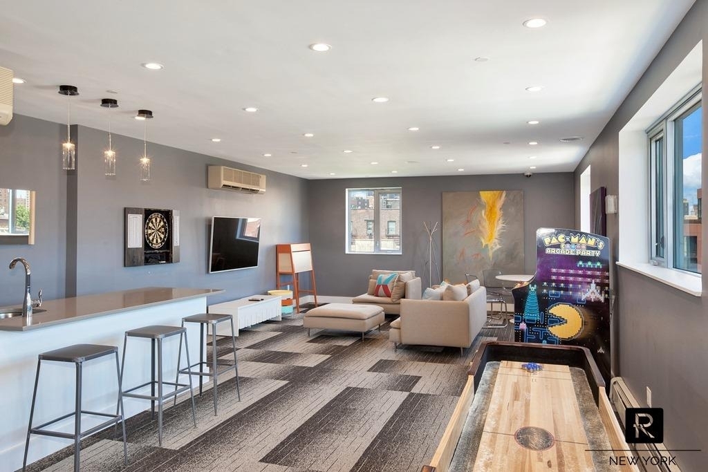 1810 3rd Avenue - Photo 8