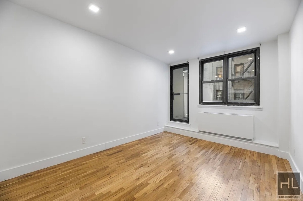 East 37th Street - Photo 2
