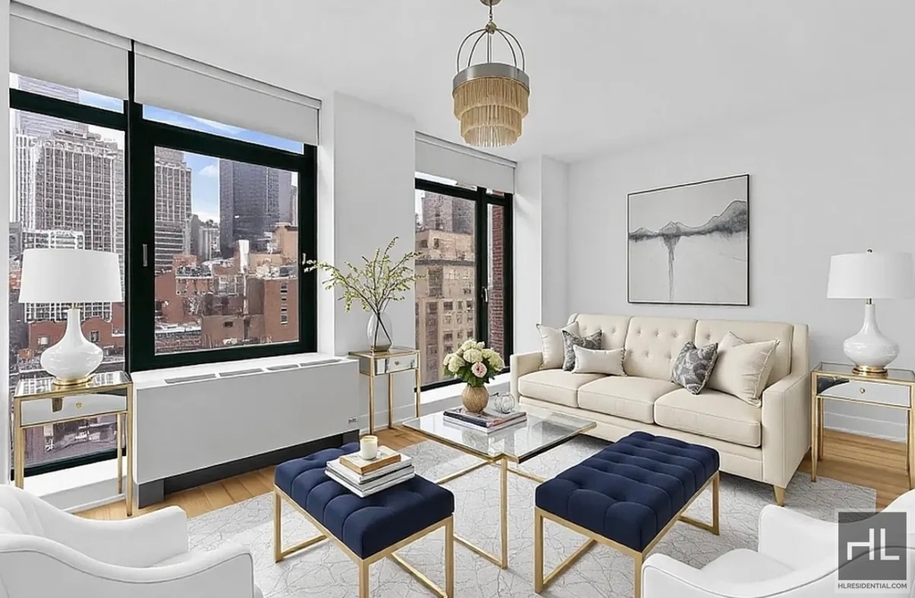 East 34th Street - Photo 0