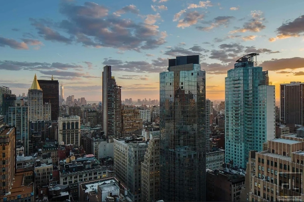 East 34th Street - Photo 11