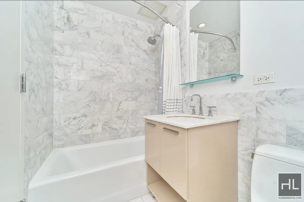 East 34th Street - Photo 6