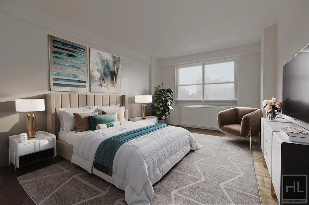 East 85th Street - Photo 1