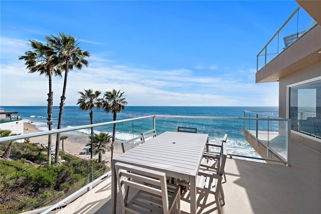 603 S Coast Hwy - Photo 0