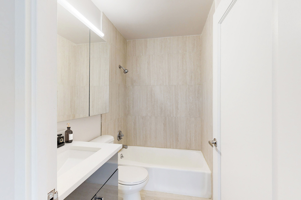401 E 34th St - Photo 8